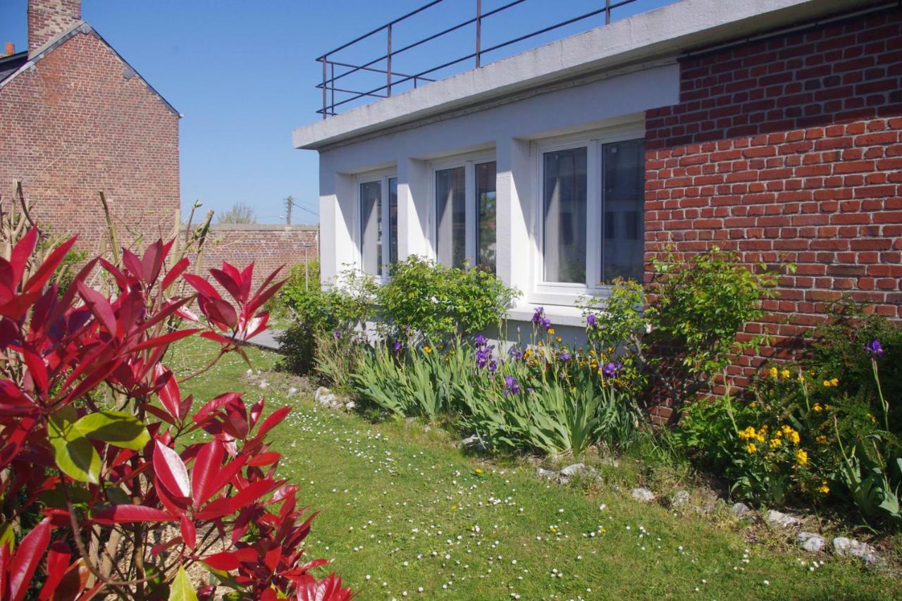 Studio Rez-De-Jardin Dieppe Exterior photo